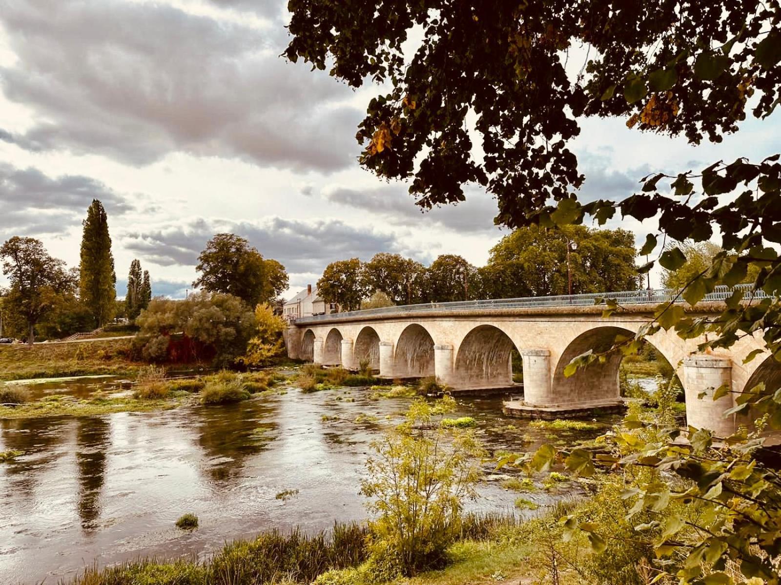 L'Escale En Amerique - Home Homy Saint-Florent-sur-Cher Εξωτερικό φωτογραφία